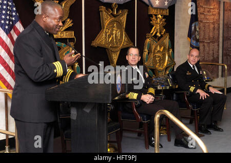 061114-N-0696M-065 Washington (Nov. 14, 2006) - Award host Chief of Naval Operations (CNO) Adm. Mike Mullen and fellow award winner Cmdr. Brian T. Howe, USS La Jolla (SSN 701) commanding officer, listen as Vice Admiral James B. Stockdale Award for Leadership winner Cmdr. Richard L. Clemmons, former USS Roosevelt (DDG 80) commanding officer, speaks during the presentation of his award in the Hall of Heroes at the Pentagon. The 26th presentation of the award, established in honor of Vice Admiral James B. Stockdale whose distinguished Naval career symbolizes the highest standards of excellence in Stock Photo