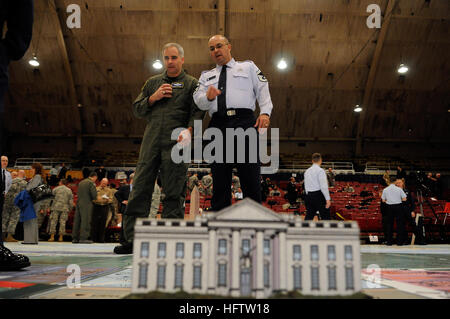 081218-N-0106C-055 WASHINGTON, D.C. (Dec. 18, 2008) Members of the Armed Forces Inaugural Committee (AFIC) participate in a large-scale map exercise at the DC Armory. AFIC is a joint-service organization responsible for providing military ceremonial support to the 56th Presidential Inauguration, which will take place Jan. 20, 2009. (U.S. Navy photo by Mass Communication Specialist 1st Class Daniel J. Calderon/Released) US Navy 081218-N-0106C-055 Members of the Armed Forces Inaugural Committee (AFIC) participate in a large-scale map exercise at the DC Armory