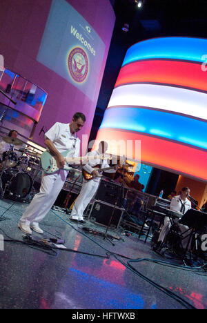 101011-N-6736S-015  ATLANTA (Oct. 11, 2010) U.S. Navy Rock Band Southeast, Pride, entertained patrons at the Georgia Aquarium during Atlanta Navy Week. Atlanta Navy Week is one of 19 Navy weeks planned across America 2010. Navy weeks show Americans the investment they have made in their navy and increase awareness in cities that do not have a significant Navy presence. (U.S. Navy photo by Mass Communication Specialist 1st Class Katrina Sartain/Released) US Navy 101011-N-6736S-015 U.S. Navy Rock Band Southeast, Pride, entertained patrons at the Georgia Aquarium during Atlanta Navy Week Stock Photo