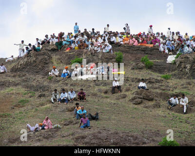 Warkaris or pilgrims, Pandharpur Yatra at Alandi, Maharashtra, India Stock Photo