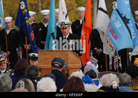 U.S. Navy Capt. Richard P. Breckenridge, at lectern, selected for promotion to rear admiral and deputy director of Submarine Warfare Division, speaks during a Veterans Day event at the U.S. Submarine Veterans of World War II National Memorial East in Groton, Conn., Nov. 11, 2009. (U.S. Navy photo by Electronics Technician 3rd Class Melissa Gavin/Released) Veterans Day event at Submarine Veterans of World War II National Memorial East in Groton 091111-N-SE673-065 Stock Photo