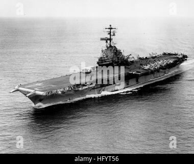 USS Oriskany (CVA-34) off Vietnam in January 1968 Stock Photo - Alamy