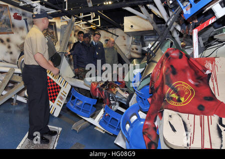 Navy Rtc Compartment Berthing compartment at RTC Great Lakes, c. 2019 Stock Photo - Alamy