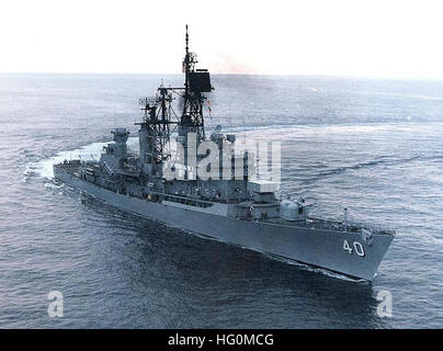 USS Coontz DLG-9 postcard  US Navy Ship destroyer leader/frigate card1of2 