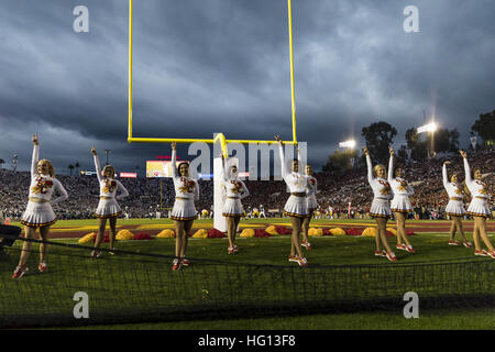 California, USA. 2nd Jan, 2017.  USC cheerleaders pump up the crowd in the second half during the Rose Bowl Game between Penn State Nittany Lions and University of Southern California Trojans at Rose Bowl Stadium in Pasadena, California. USC won 52-49. © Scott Taetsch/ZUMA Wire/Alamy Live News Stock Photo