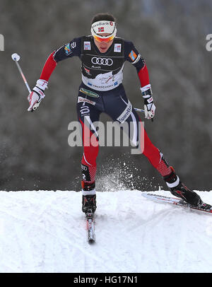 Oberstdorf, Germany. 04th Jan, 2017. Heidi Weng of Norway skis in the women's pursuit race during the FIS Tour de Ski in Oberstdorf, Germany, 04 January 2017. The Tour de Ski is taking place on 03 and 04 January 2017 in Oberstdorf. Photo: Karl-Josef Hildenbrand/dpa/Alamy Live News Stock Photo