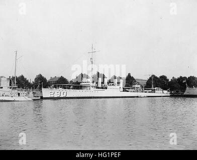 USS Dale (DD-290) Stock Photo