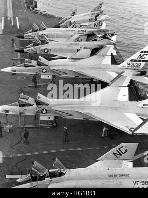 USS Enterprise (CVAN-65) flight deck view off Vietnam 1966 Stock Photo ...