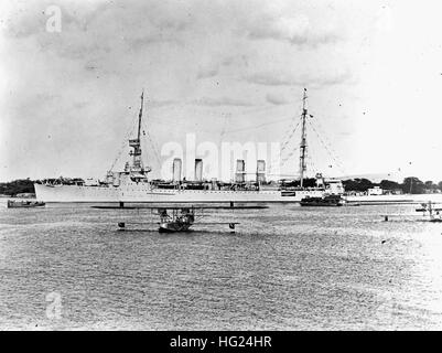 USS Omaha (CL.4) at San Diego c1925 Stock Photo