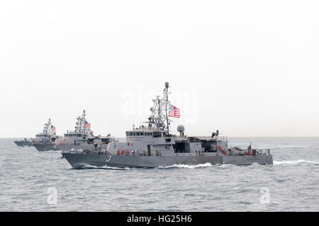 Uss Cyclone Class The USS Hurricane (PC 3), a Cyclone-class coastal patrol ship ...