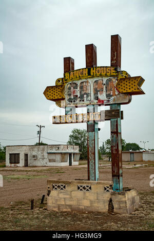 New Mexico,Tucumcari, Historic Route 66, wall mural Stock Photo - Alamy