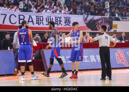 Beijing, Beijing, China. 4th Jan, 2017. Beijing, CHINA-January 4 2017: (EDITORIAL USE ONLY. CHINA OUT).Jeremy Tyler, an American professional basketball player for Tianjin Ronggang of the Chinese Basketball Association (CBA), fouls out at the CBA match in Beijing, January 4th, 2017. © SIPA Asia/ZUMA Wire/Alamy Live News Stock Photo
