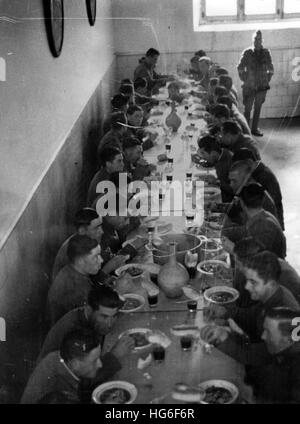 Nazi Food Rations The Nazi propaganda picture shows a food supply ration for soldiers of ...