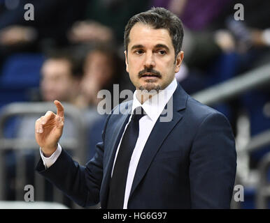 Berlin, Germany. 4th Jan, 2017. Berlin's coach Ahmet Caki during the basketball Eurocup group stages fixture between ALBA Berlin and Unicaja Malaga in the Mercedes-Benz Arena in Berlin, Germany, 04 Janaury 2017. Credit: dpa picture alliance/Alamy Live News Stock Photo