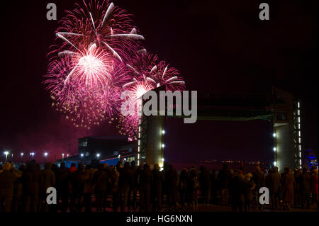 'In with a Bang' New Year fireworks display, Humber Estuary, to launch Hull's City Of Culture 2017 celebrations Stock Photo
