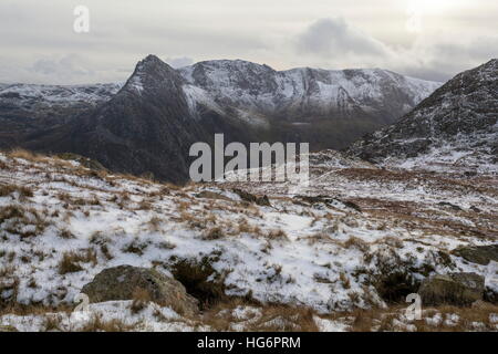 A very wintry scene looking towards Tryfan and the Ogwen valley Stock Photo