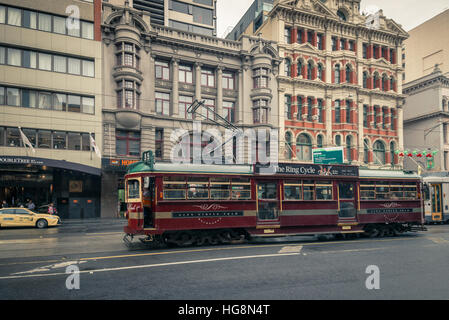 City Circle Tram Melbourne　 置物　オイルキューブ City circle tramway 35 hi-res stock photography and images - Alamy
