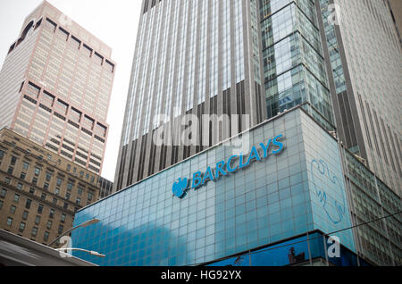 barclays-office-building-in-manhattan-stock-photo-alamy