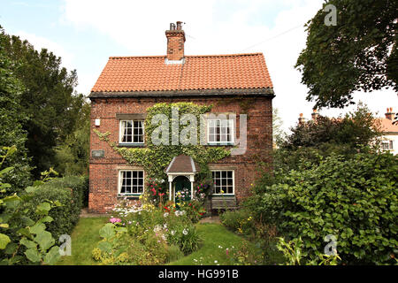 Church Cottage Cossall, related to DH Lawrence and his book, The Rainbow, Former home of Louie Burrows, Lawrence's fiancee Stock Photo