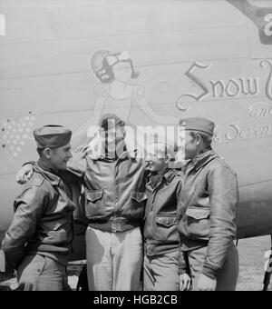 b 24 bomber crew positions