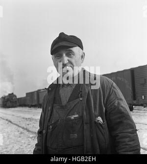 Railroad worker at a Chicago and Northwestern Railroad yard in Illinois, 1942. Stock Photo