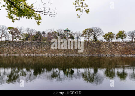 Himeji castle from the outside with a view of the wall and river Stock Photo