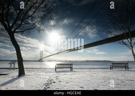 snow, humber bridge, Hessle East yorkshire Stock Photo