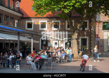 Deutschland, Nordrhein-Westfalen, Kreis Borken, Ahaus, Fussgängerzone Marktstrasse Stock Photo