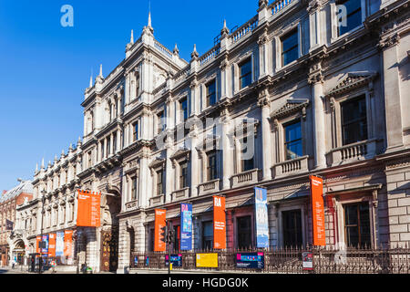 England, London, Piccadilly, Burlington House, The Royal Academy of Arts Stock Photo