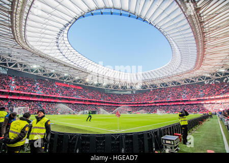 Bilbao, Spain. 8th January, 2017. Panorama of San Mames Stadium during the football match of seventeenth round of Season 2016/2017 of Spanish league ‘La Liga’ between Athletic Club and Deportivo Alaves at San Mames Stadium on January 8, 2017 in Bilbao, Spain. ©David Gato/Alamy Live News Stock Photo