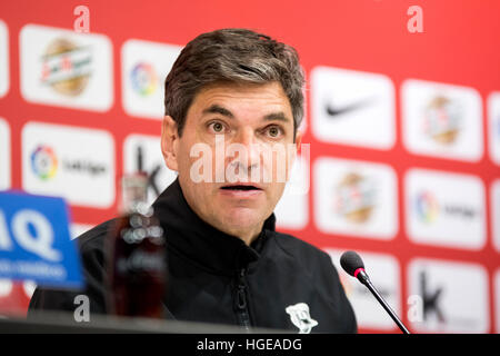 Bilbao, Spain. 8th January, 2017. Mauricio Pellegrino (Coach, Alaves) during the press conference of football match of seventeenth round of Season 2016/2017 of Spanish league ‘La Liga’ between Athletic Club and Deportivo Alaves at San Mames Stadium on January 8, 2017 in Bilbao, Spain. ©David Gato/Alamy Live News Stock Photo
