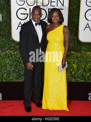 Los Angeles, California, USA. 08th Jan, 2017. Viola Davis and husband arriving at the 74th Annual Golden Globe Awards at the Beverly Hilton in Los Angeles. January 08, 2017 © Gamma-USA/Alamy Live News Stock Photo