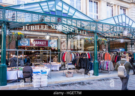 Jubilee Market Hall trimmed for Christmas 2016, Covent Garden, London, UK Stock Photo