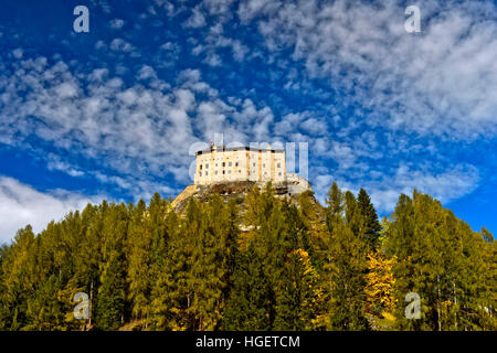 Tarasp Castle, Tarasp, Lower Engadin, Graubunden, Grisons, Switzerland Stock Photo