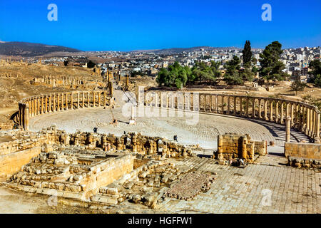 Oval Plaza 160 Ionic Columns Ancient Roman City Jerash Jordan.  Jerash came to power 300 BC to 100 AD and was a city through 600 AD. Stock Photo