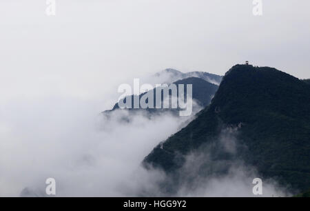 China. 9th Jan, 2017. Morning mist blankets Qiyue Mountain in Enshi, central China's Hubei Province. © SIPA Asia/ZUMA Wire/Alamy Live News Stock Photo