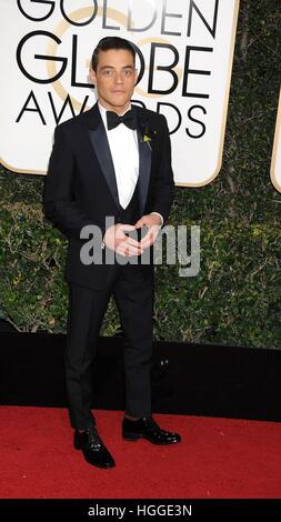 Beverly Hills, CA. 8th Jan, 2017. Rami Malek at arrivals for 74th Annual Golden Globe Awards 2017 - Arrivals, The Beverly Hilton Hotel, Beverly Hills, CA January 8, 2017. © Adrian Newton/Everett Collection/Alamy Live News Stock Photo