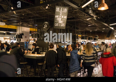 Brookfield Place restaurants NYC Stock Photo