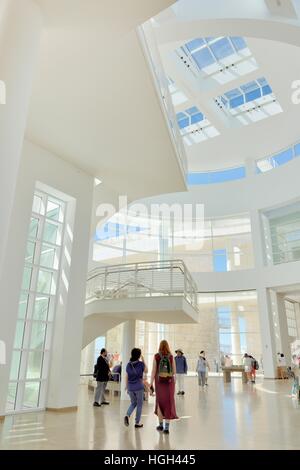 Art museum, museum entrance hall at the Getty Center, Los Angeles ...
