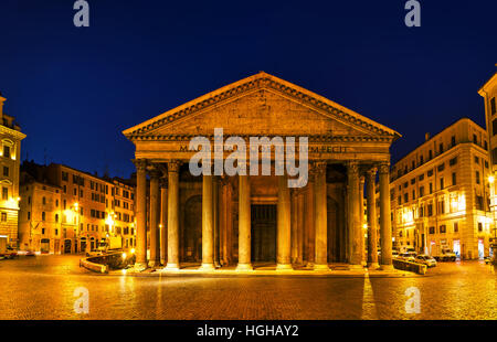 Pantheon at the Piazza della Rotonda in Rome, Italy Stock Photo