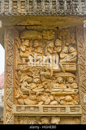 The Torana Gate Of Mihintale Replica Of Great Sanchi Stupa Decorated ...