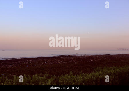 Worli sea face beach in South Mumbai Stock Photo