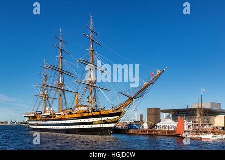 The Italian marine training ship 'Amerigo Vespucci' in Copenhagen harbor, Denmark Stock Photo