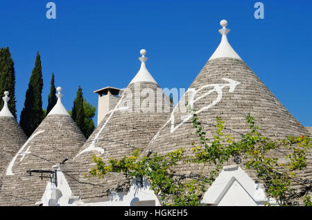 Trulli Häuser in Alberobello, Italien - Stone Trulli cottages in Alberobello, Italy Stock Photo