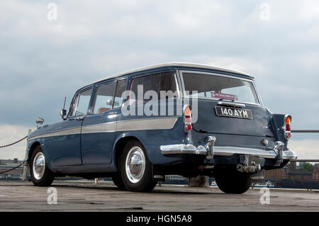 Humber Super Snipe Series V estate, classic 1960s British family car from the Rootes Group Stock Photo