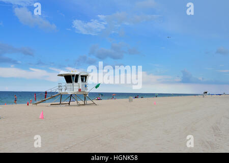 Fort Lauderdale Beach Park, Florida, USA with lifeguard station Stock Photo