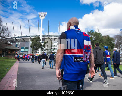 Western Bulldogs fan approaches Melbourne Cricket Ground ahead of the 2016 AFL Grand Final Stock Photo