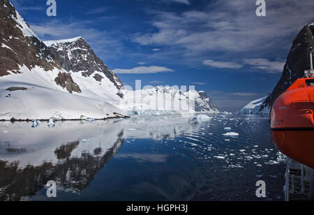 MS Expedition in Lemaire Channel, Antarctic Peninsula Stock Photo