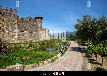 Castello di Amorosa, Calistoga, Napa Valley, Napa County, California Stock Photo