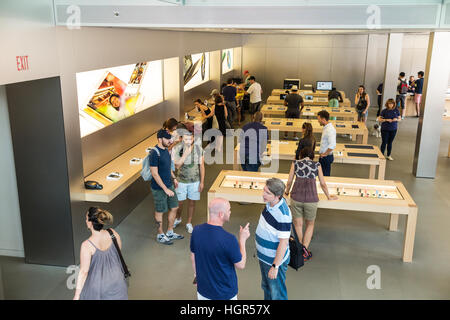 Customers in the Apple Store Stock Photo